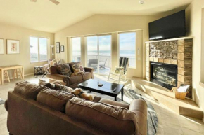 Pet-Free Oceanfront Home with Hot Tub and Beach Access